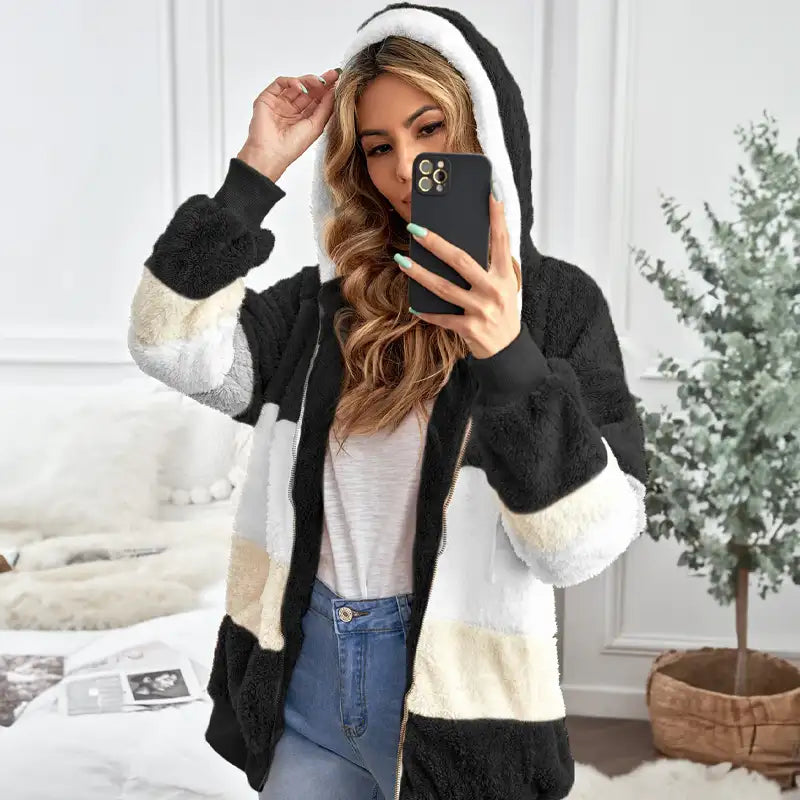 Saskia | Women's Hooded Colorblock Teddy Jacket