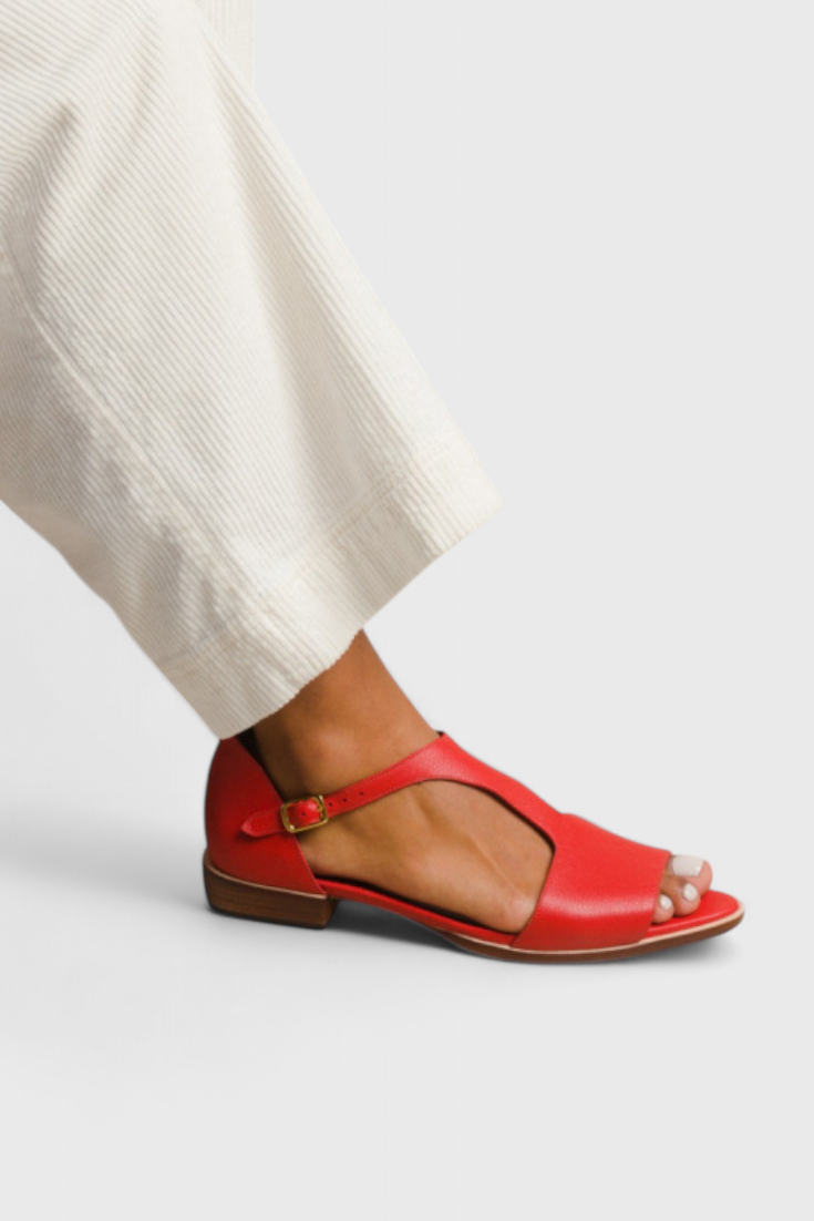 Ruby | Women's Open-Toe Flat Sandals with Adjustable Ankle Strap